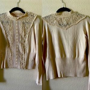 Lace long sleeves top